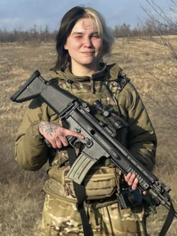Лана (Лана Євгеніївна) Чорногорська, (Саті)