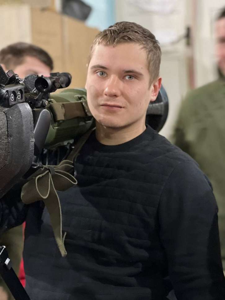 Денис Котенко