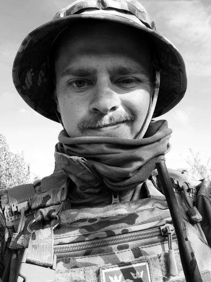 Віктор Петров